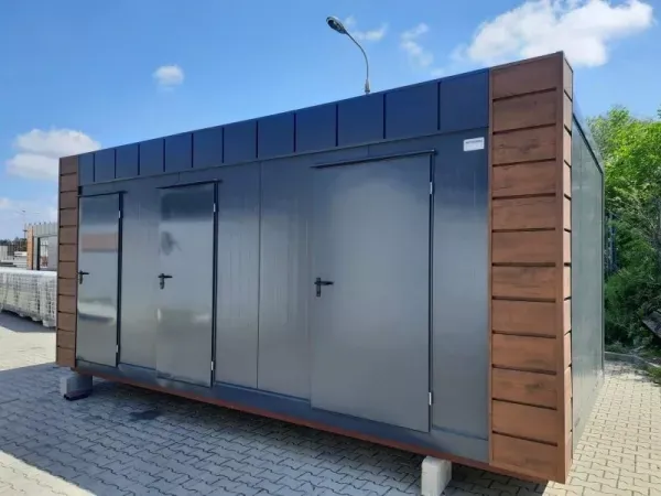 Sanitärmodul mit Holzakzent