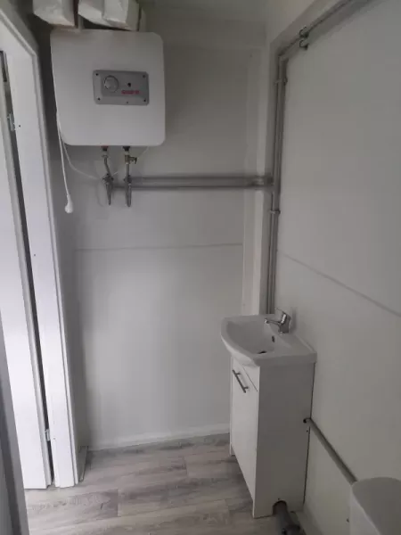 Waschplatz mit Boiler