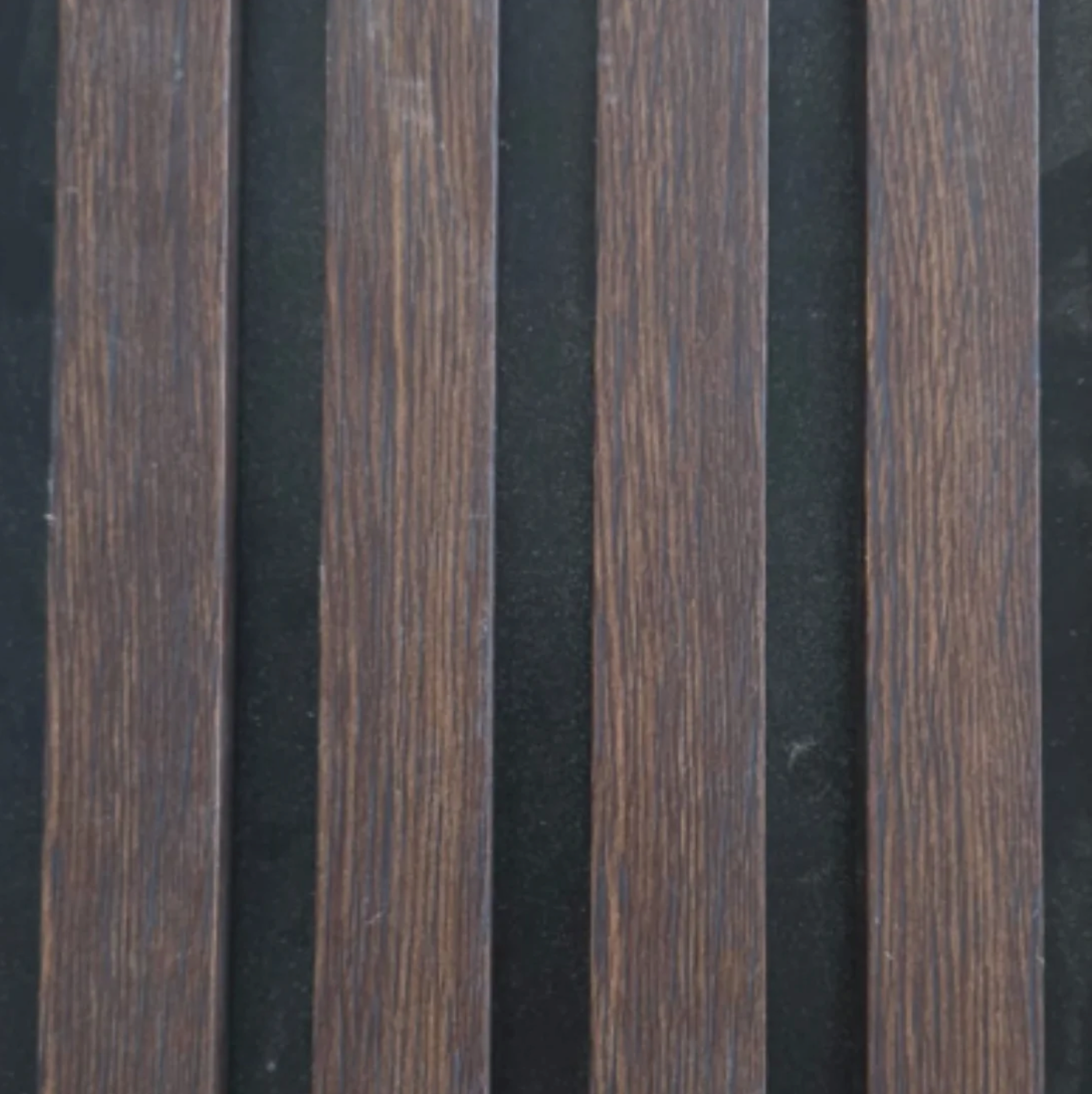 Nussbaum / schwarzer Filz · AK-02